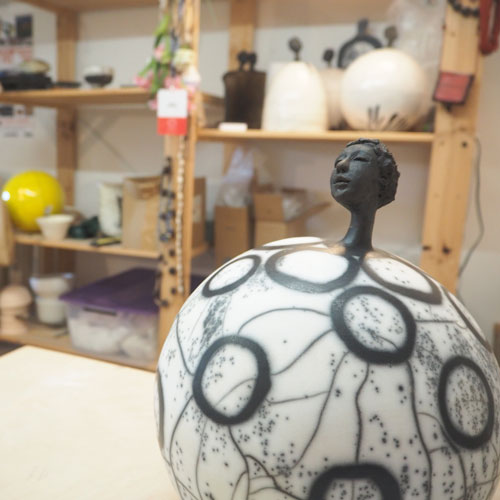 vue de l'atelier de Marion Gayraud céramiste