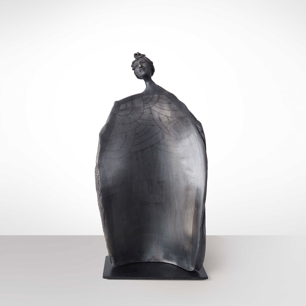 vue face sculpture grès Akissi