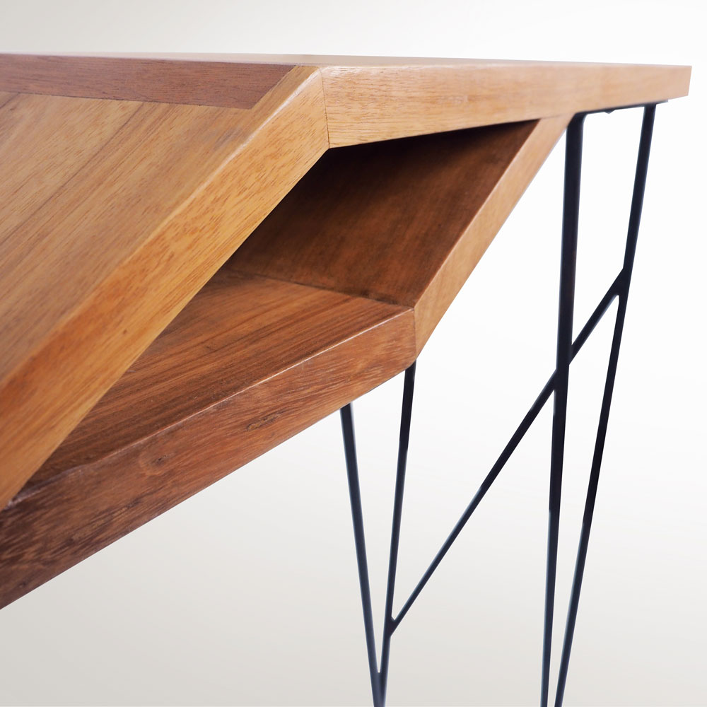 console bois et métal déviation niche